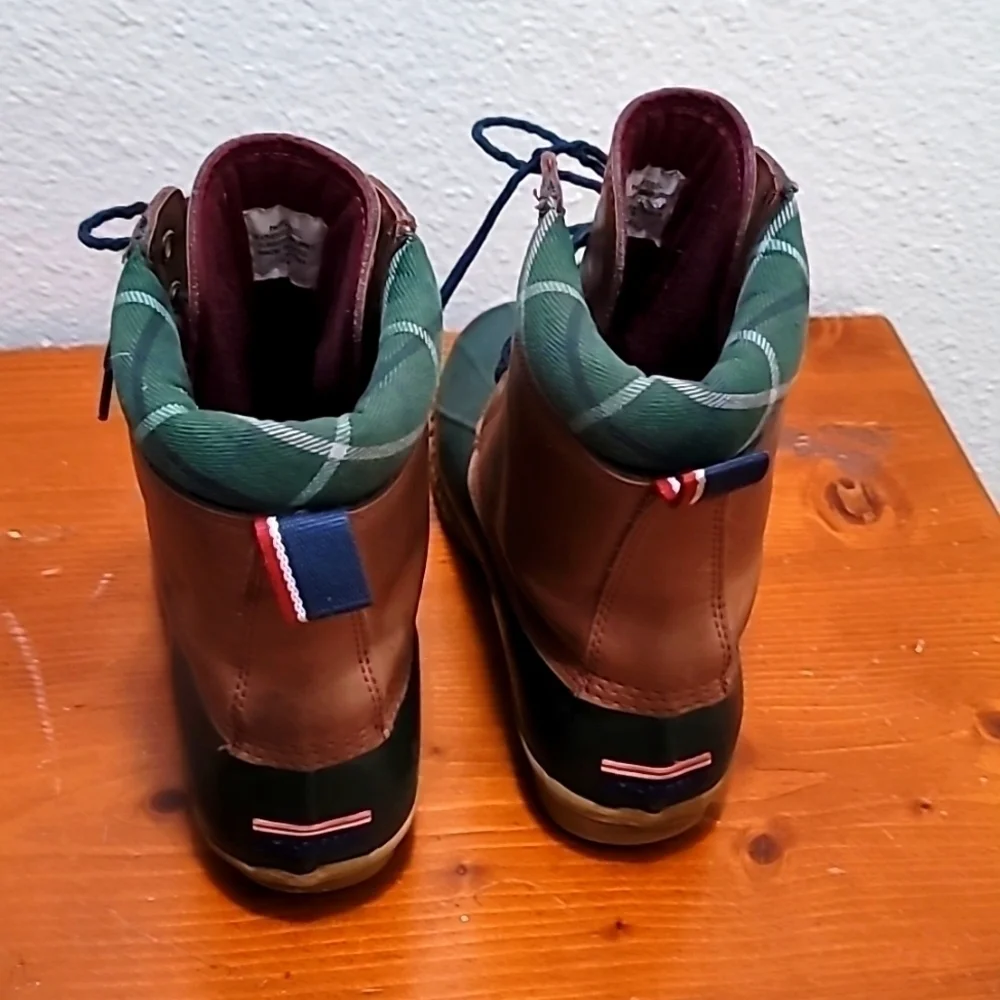 Tommy Hilfiger twRUSSEL Duck Boots‎ Mens 8 Green Brown Plaid Lace Up Rain Boots